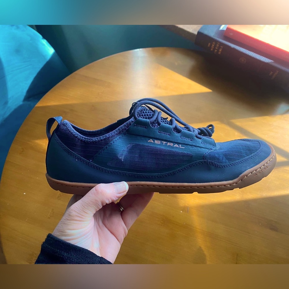 Astral water Shoes brand new with tags Men’s size 9